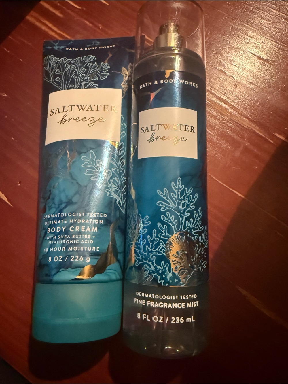 Bath & Body Works Saltwater Breeze Body Cream & Fragrance Mist - Blue